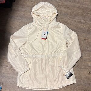Brand 🆕😍🔥😍  SPYDER off white ,  windbreaker fleece lined jacket